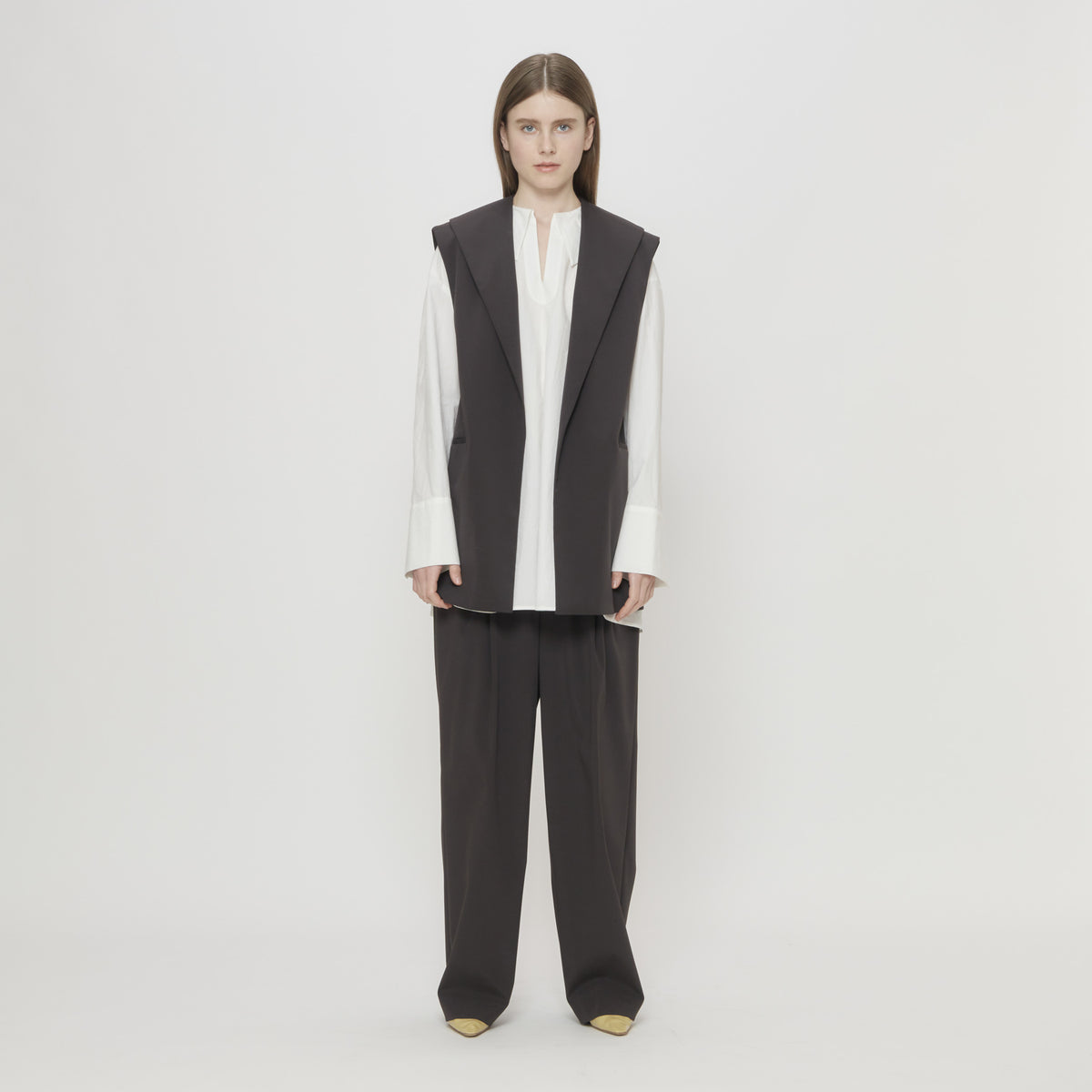 FLAT COLLAR VEST - BLACK | ESLOW ONLINE STORE