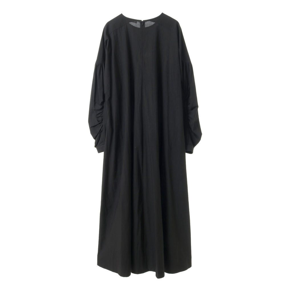 24AW CURVE SLEEVE DRESS - BLACK